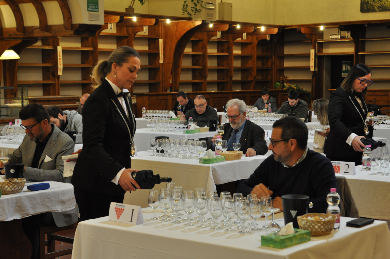 commissione concorso enologico nazionale 2025